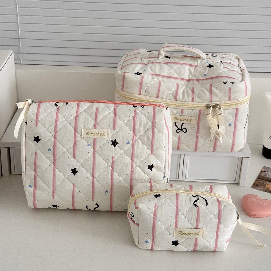 Bow Flower Large Capacity Makeup Bag Vintage Quilted Toiletry Pouch