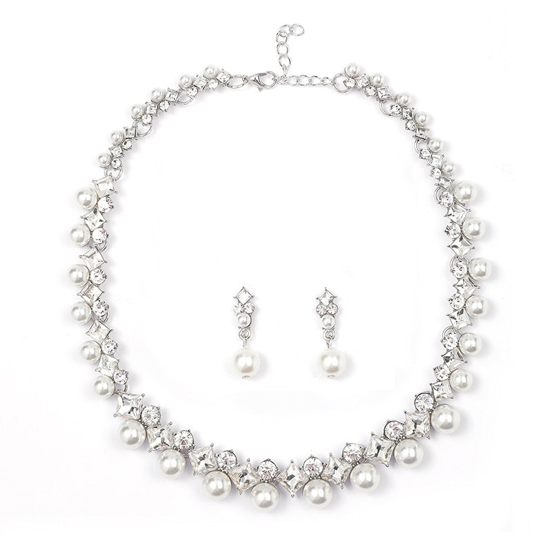 Trendy Pearl Gemstone Necklace Set for Women
