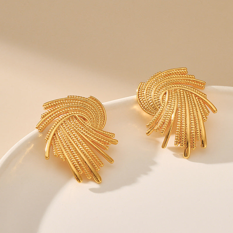 Vintage Geometric Irregular Swirl Stud Earrings
