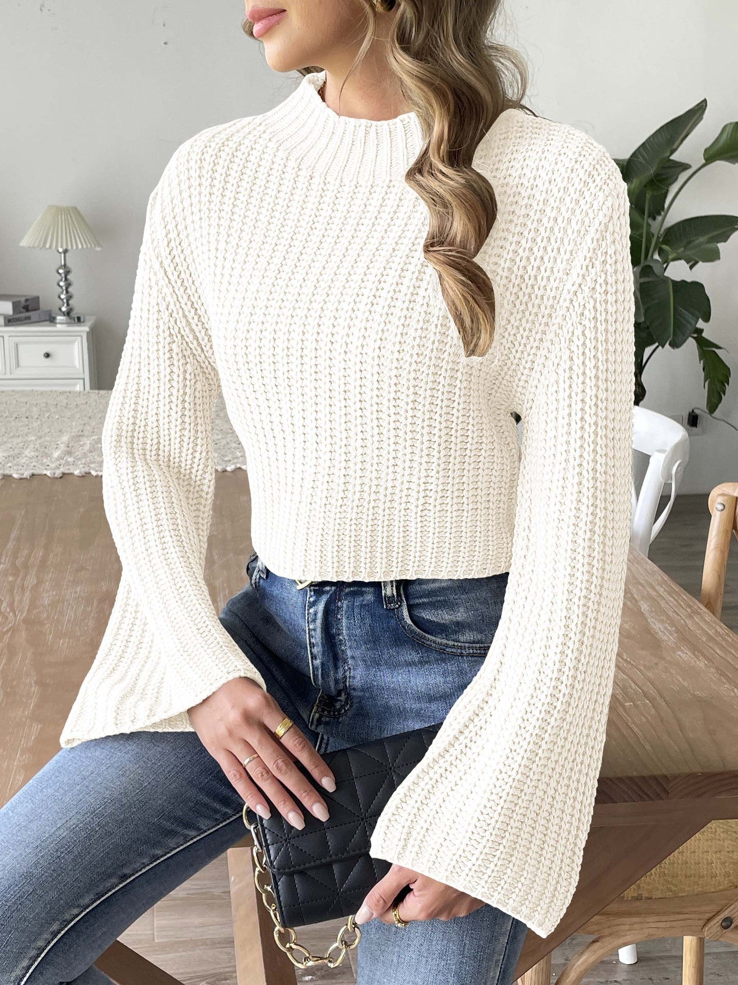 Women'S Short Cropped Knit Sweater With Half High Neck And Flared Sleeves
