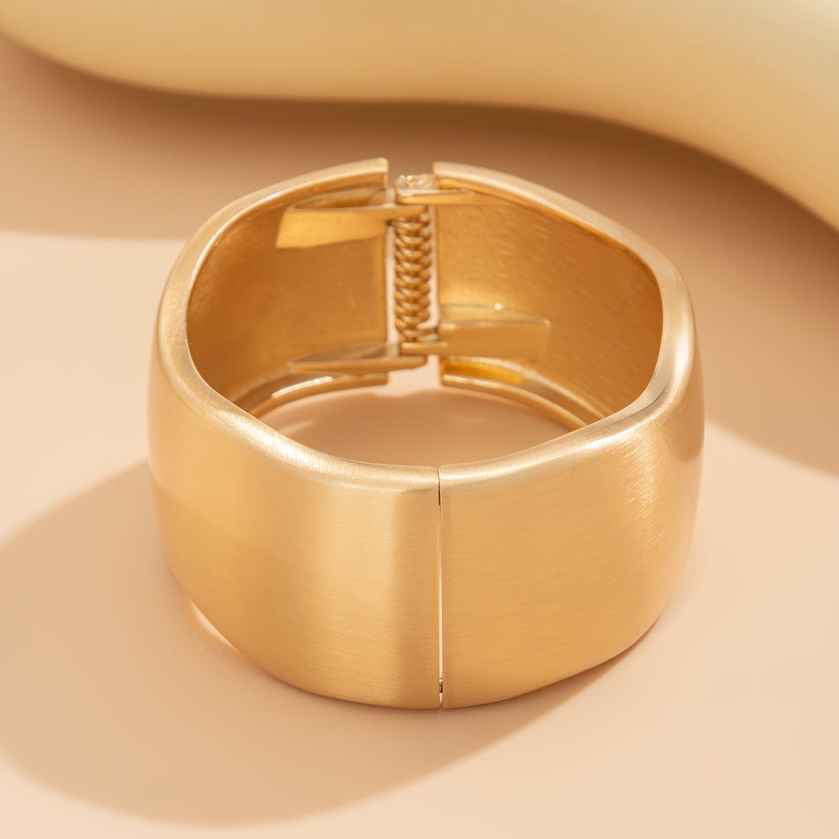 Trendy Punk Style Matte Finish Wide Spring Clip Bracelet