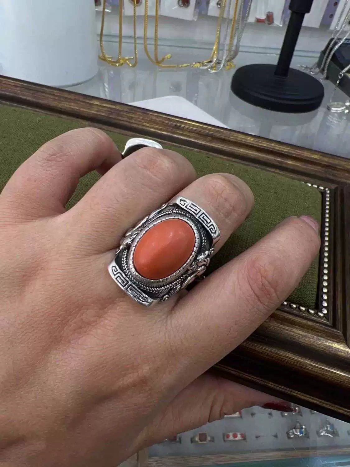 The Latest Tibetan Element Ring, Large Oval Retro Saddle, Back-Shaped Ethnic Style Fashion Ring