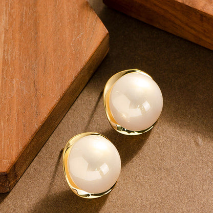 Elegant S925 Silver Stud Earrings With Half-Circle Pearl Design