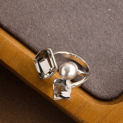 Fashionable Square Crystal Pearl Adjustable Ring For Couples