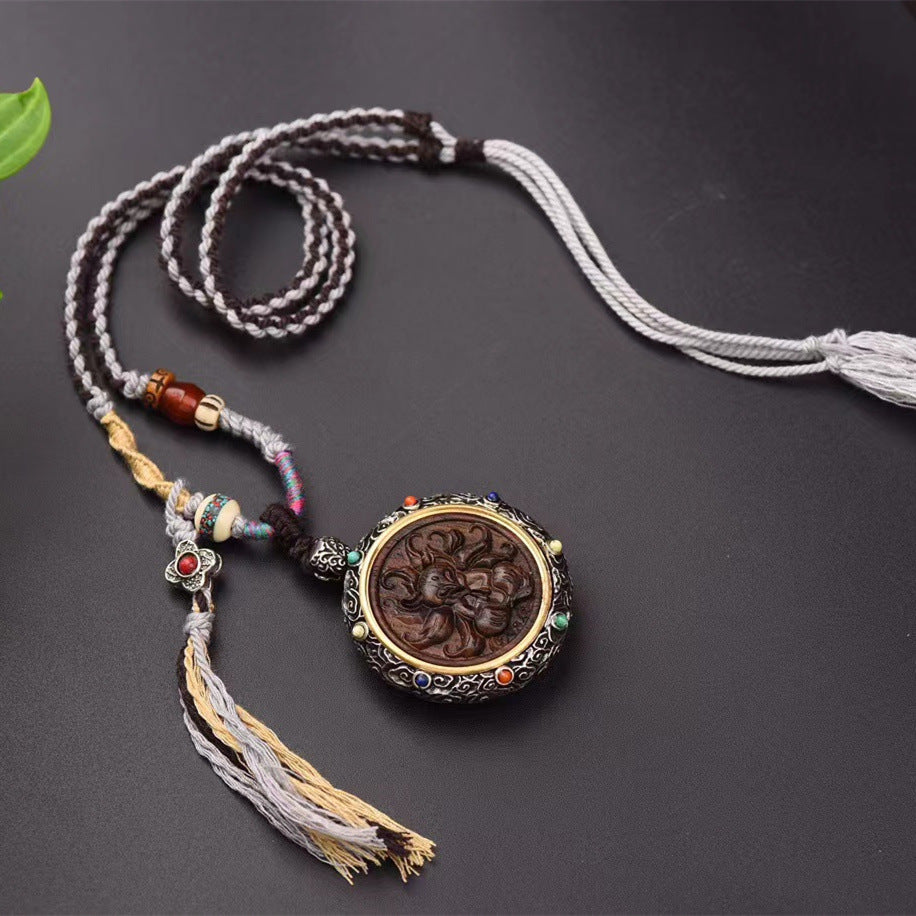 Women'S Versatile Retro Necklace National Jewelry Wood Nine Tailed Fox Zhajilam Green Tara Thangka Necklace