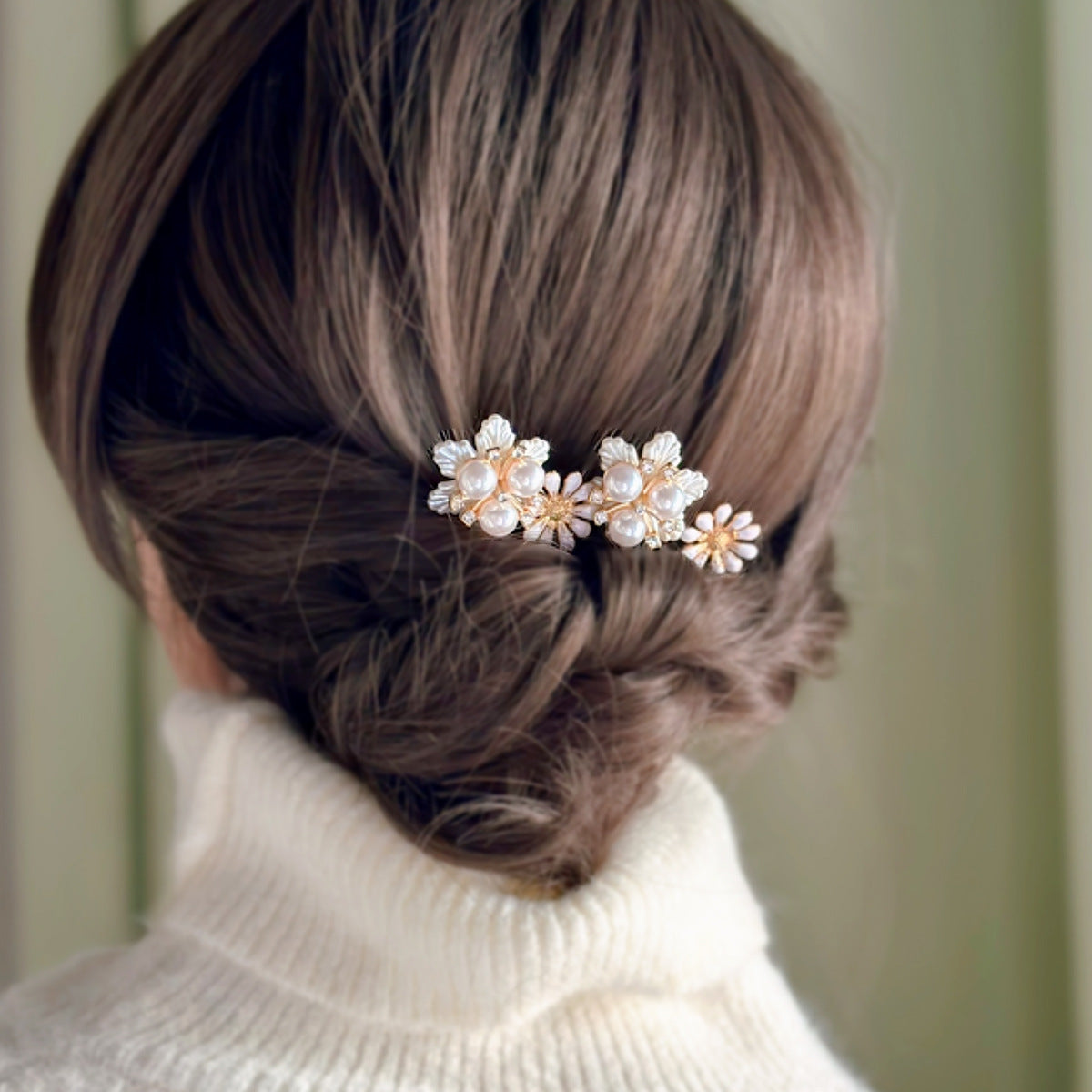 Bridal Hair Accessories Handmade Pearl Daisy Hairpins U-Shaped Hair Forks