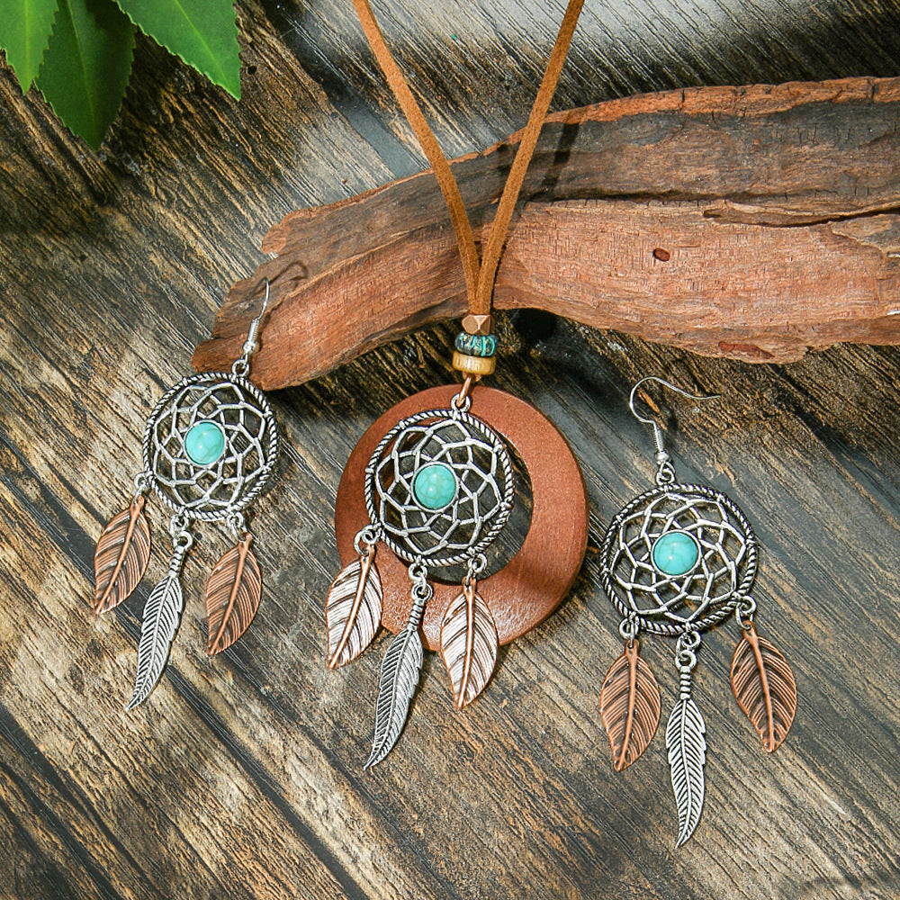 Bohemian Vintage Alloy Pendant Necklace With Spider Web Dreamcatcher