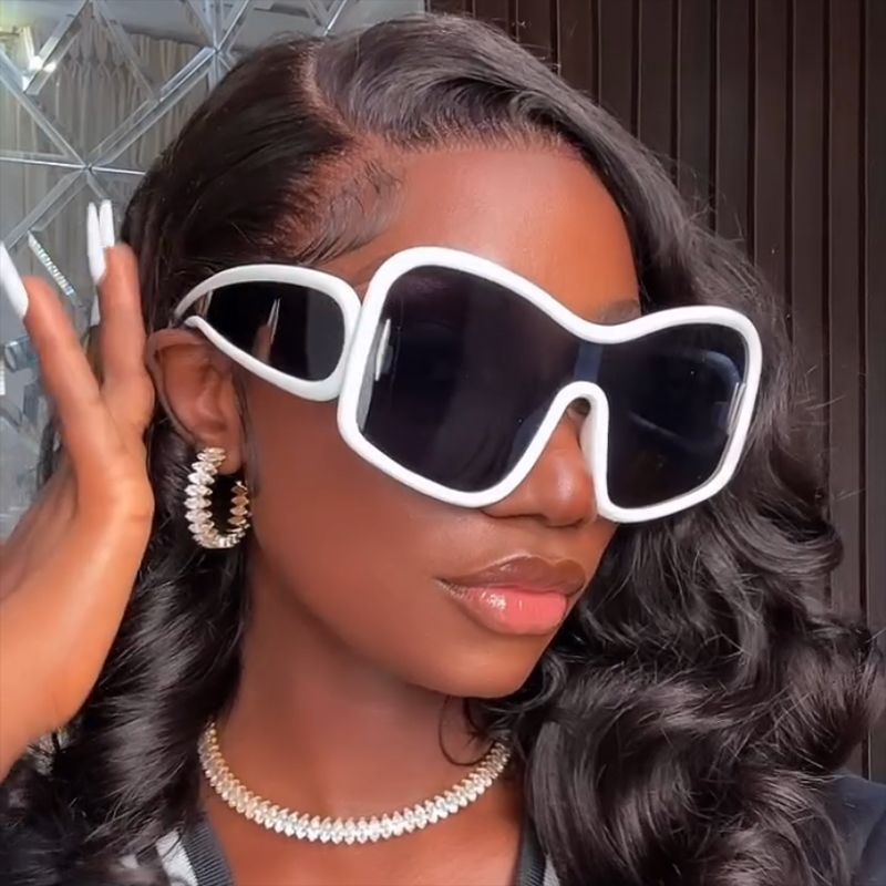 Oversized Fashion Sunglasses UV400 Protection Street Style