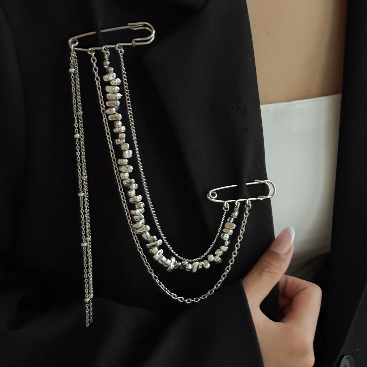 Punk Hip Hop Long Chain Tassel Brooch Stylish Star Dual Pins Suit Accessories