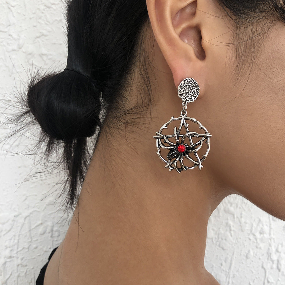 New Spider Earrings Halloween Exaggerated Diablo European And American Earrings Personality Funny Design Sense Earrings