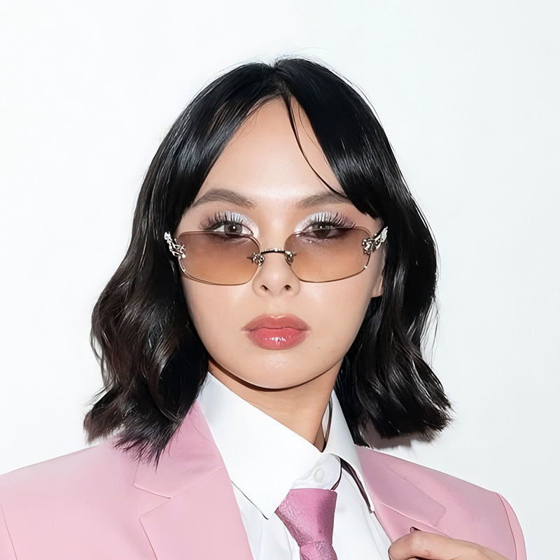 Trendy Y2K Star-Shape Sunglasses with Bow Accent
