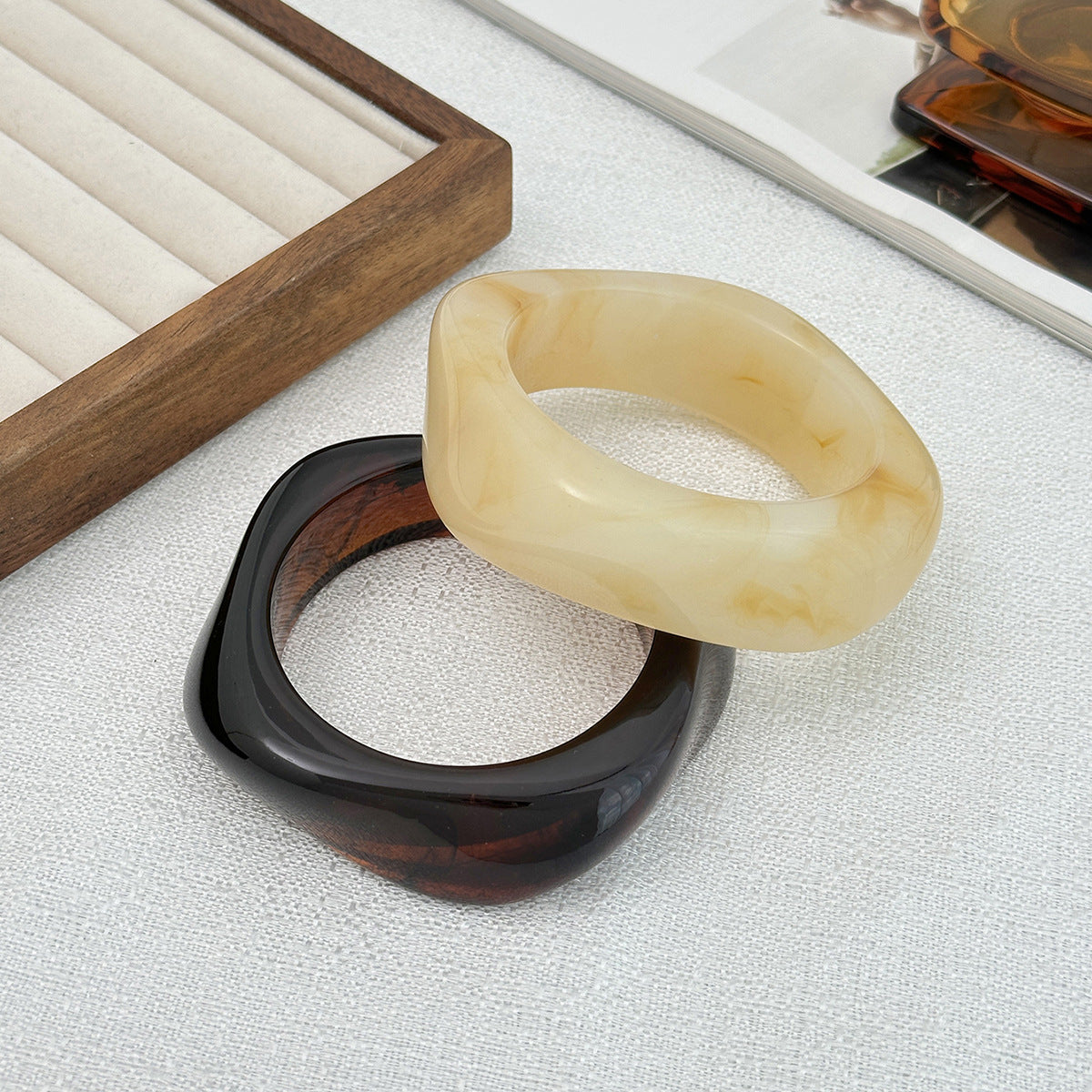 Fashion Irregular Geometric Acrylic Bracelet Vintage Tortoise Shell Style