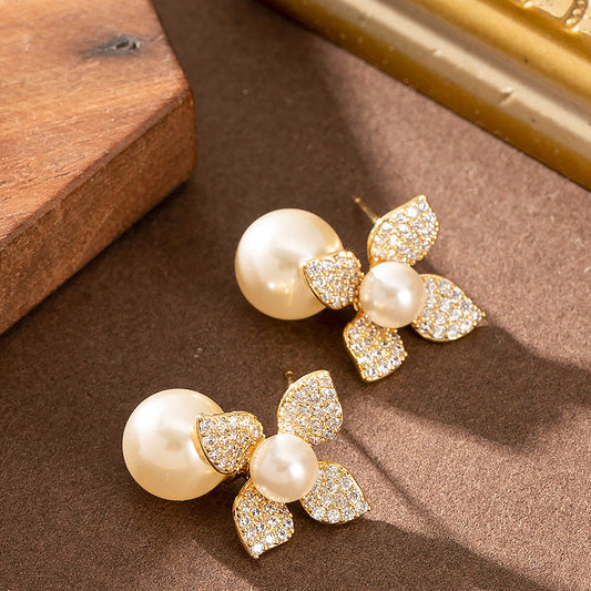 Elegant Pearl Floral Stud Earrings With Crystals