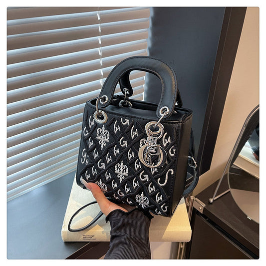 Vintage Lady Duffy Bag Fashionable Handbag for Daily Use