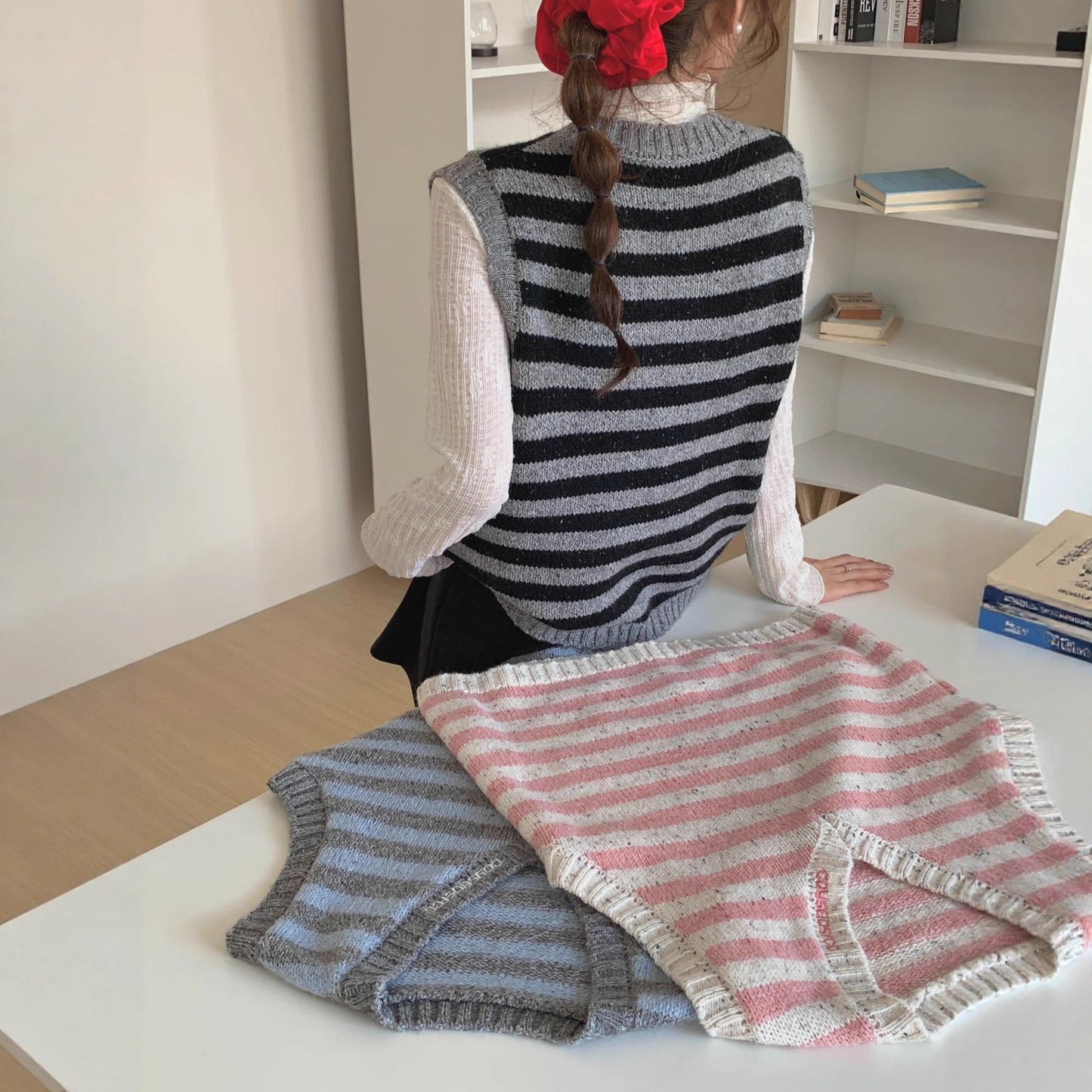 Sweet Embroidered Wool V-Neck Striped Vest