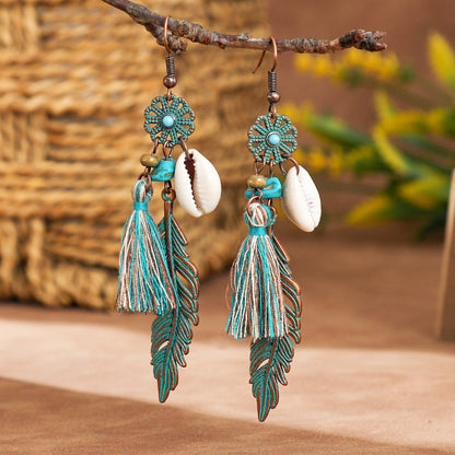 Vintage Leaf Pendant Earrings Hollow Floral Design Alloy Tassel Earrings