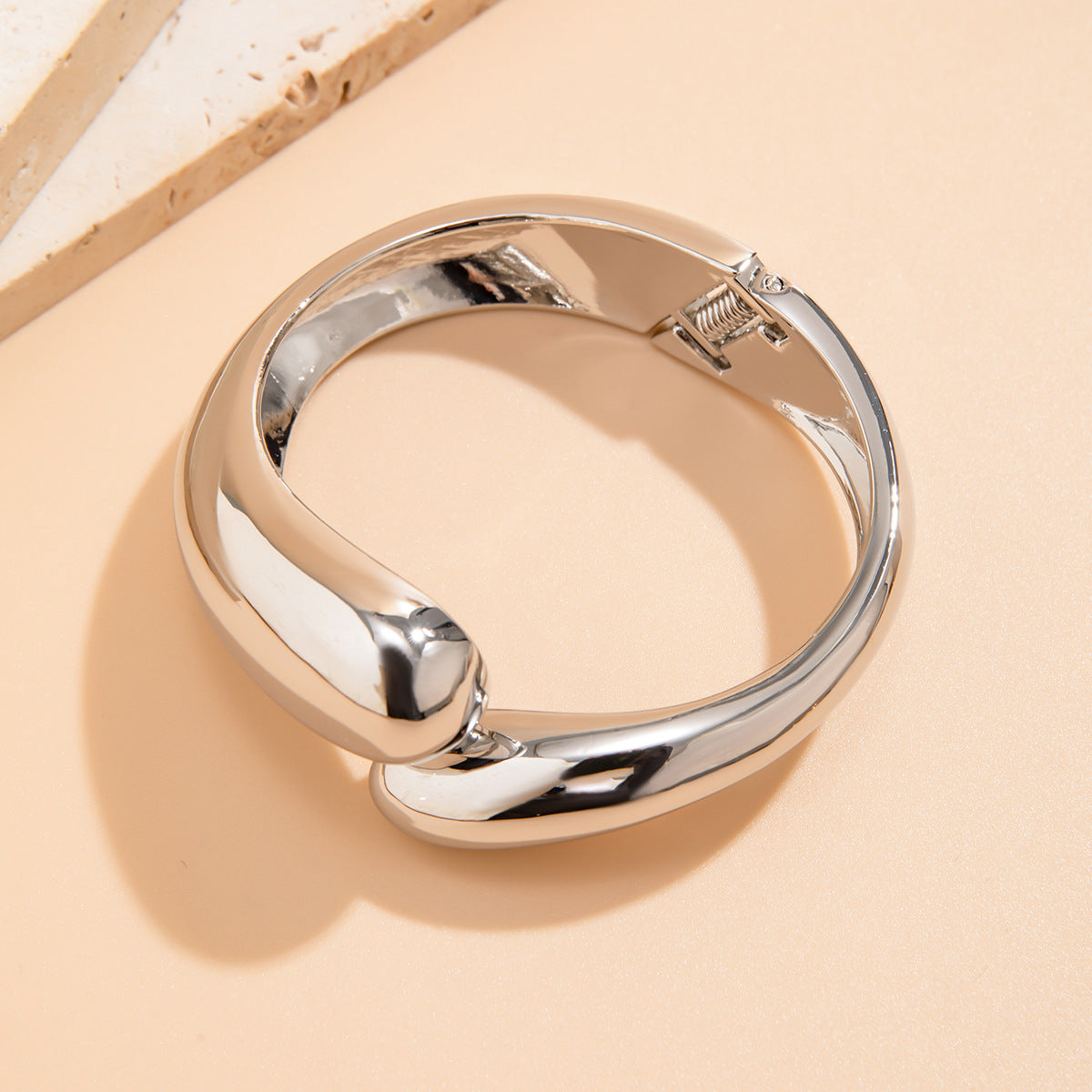 Hip Hop Oval Curved Shine Bracelet Unique Irregular Wave Design