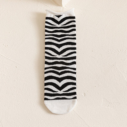 Rufia - Hip-Hop Classic Black and White Cow Print Striped Socks