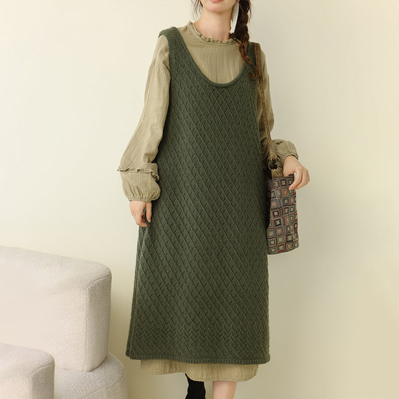 Sweet Solid V-Neck Knitted Suspender Dress for All Seasons