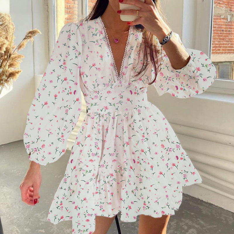 Floral Lace Short Dress With V-Neckline and Lantern Sleeves