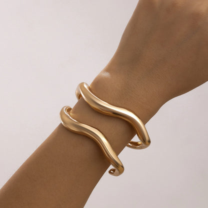 Trendy Irregular Geometric Metal Lava Bracelets For Women