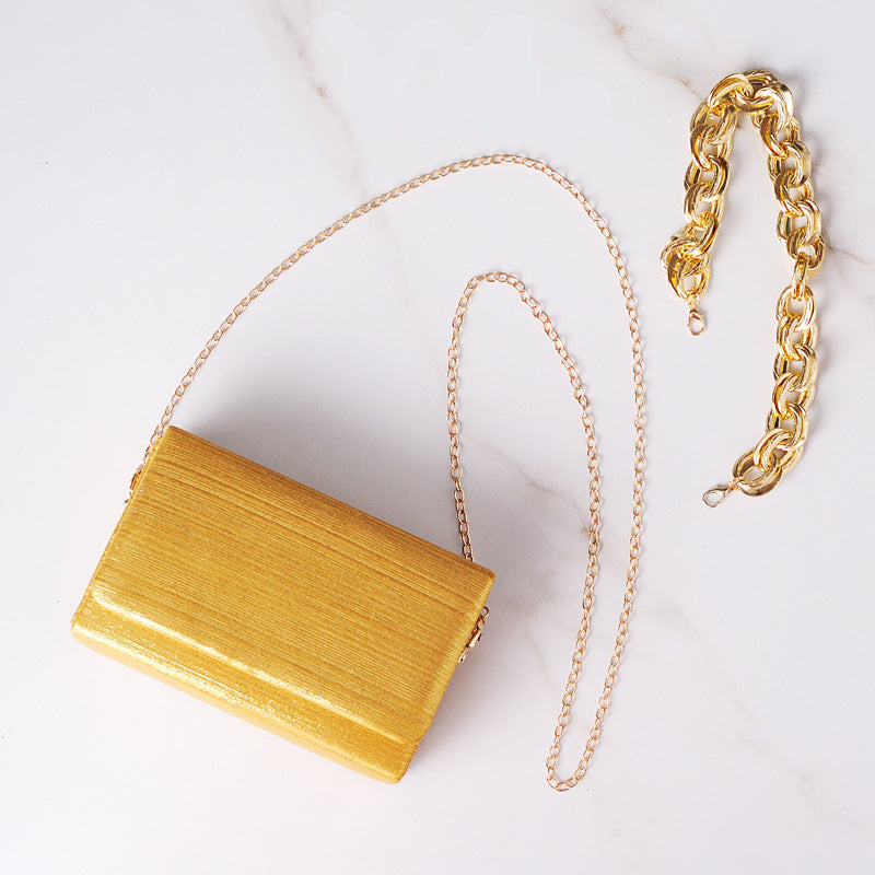 Chic Chain Shoulder Bag Stylish Small Tote