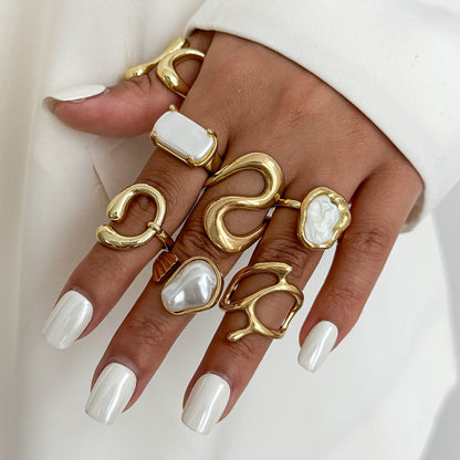 Irregular Metal Shine Rings For Women With Baroque Pearl Design