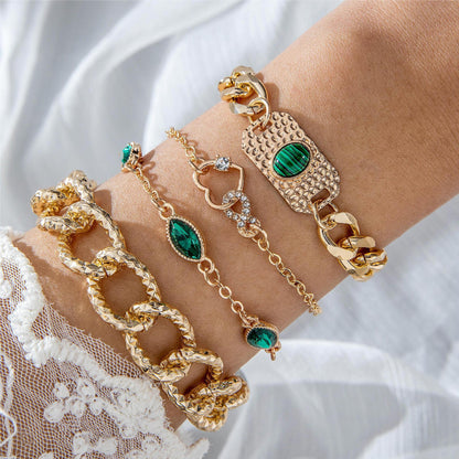 Heart-Shaped Emerald Gemstone Bracelet Set With Rhinestones
