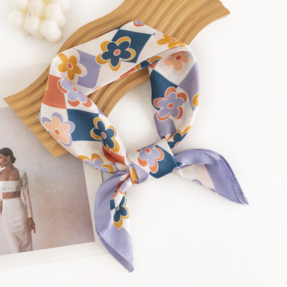 Scarvii - Geometric Floral Pattern Square Scarf