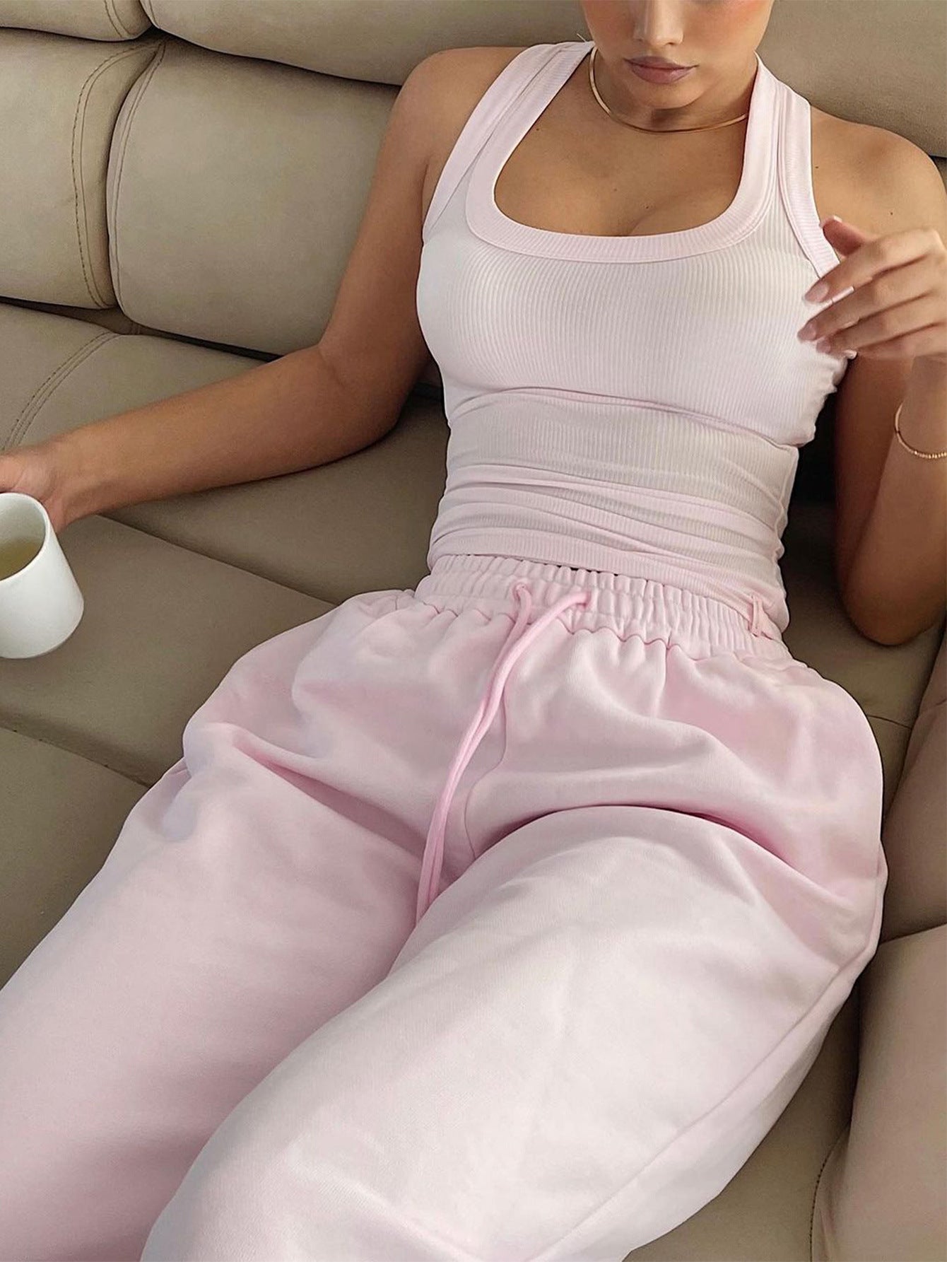 Skinny Fit Yoga Tank Top And Long Pants Set - Casual Style