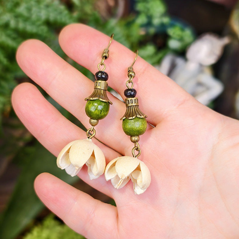 Bohemian Leaf Design Alloy Earrings with Natural Elements