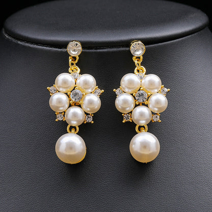 Elegant Pearl Necklace and Earring Set - Vintage Design