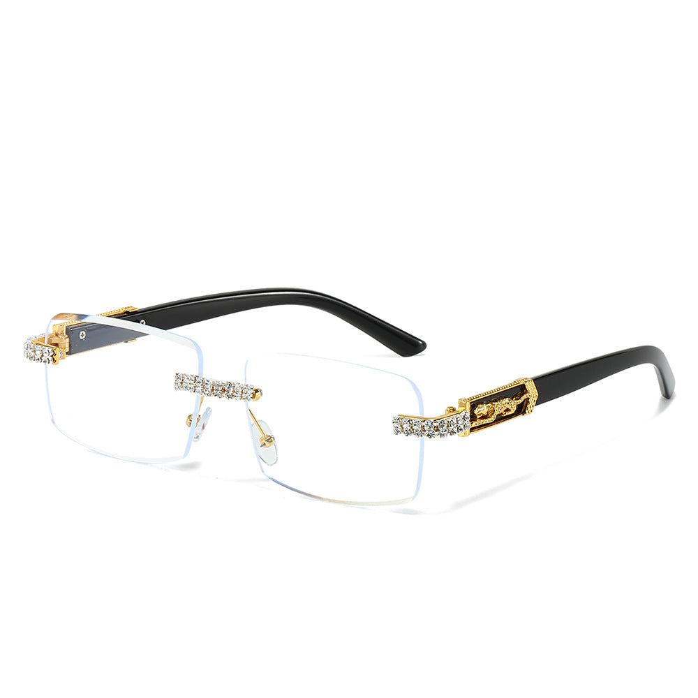 Fashionable Square Sunglasses with Diamond Cut Edges and UV400 Protection