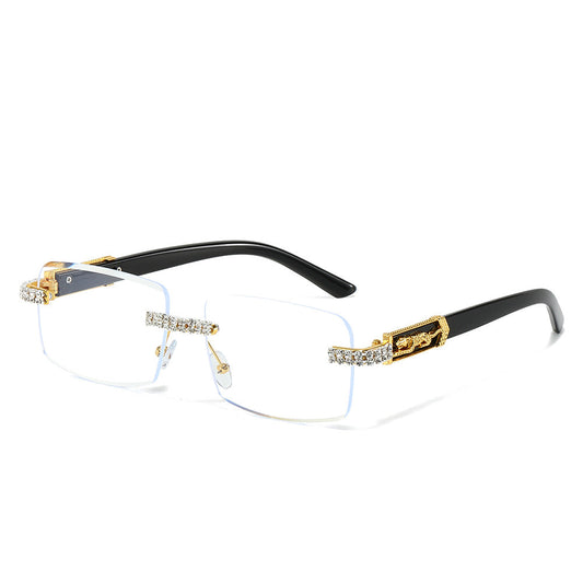 Fashionable Square Sunglasses with Diamond Cut Edges and UV400 Protection