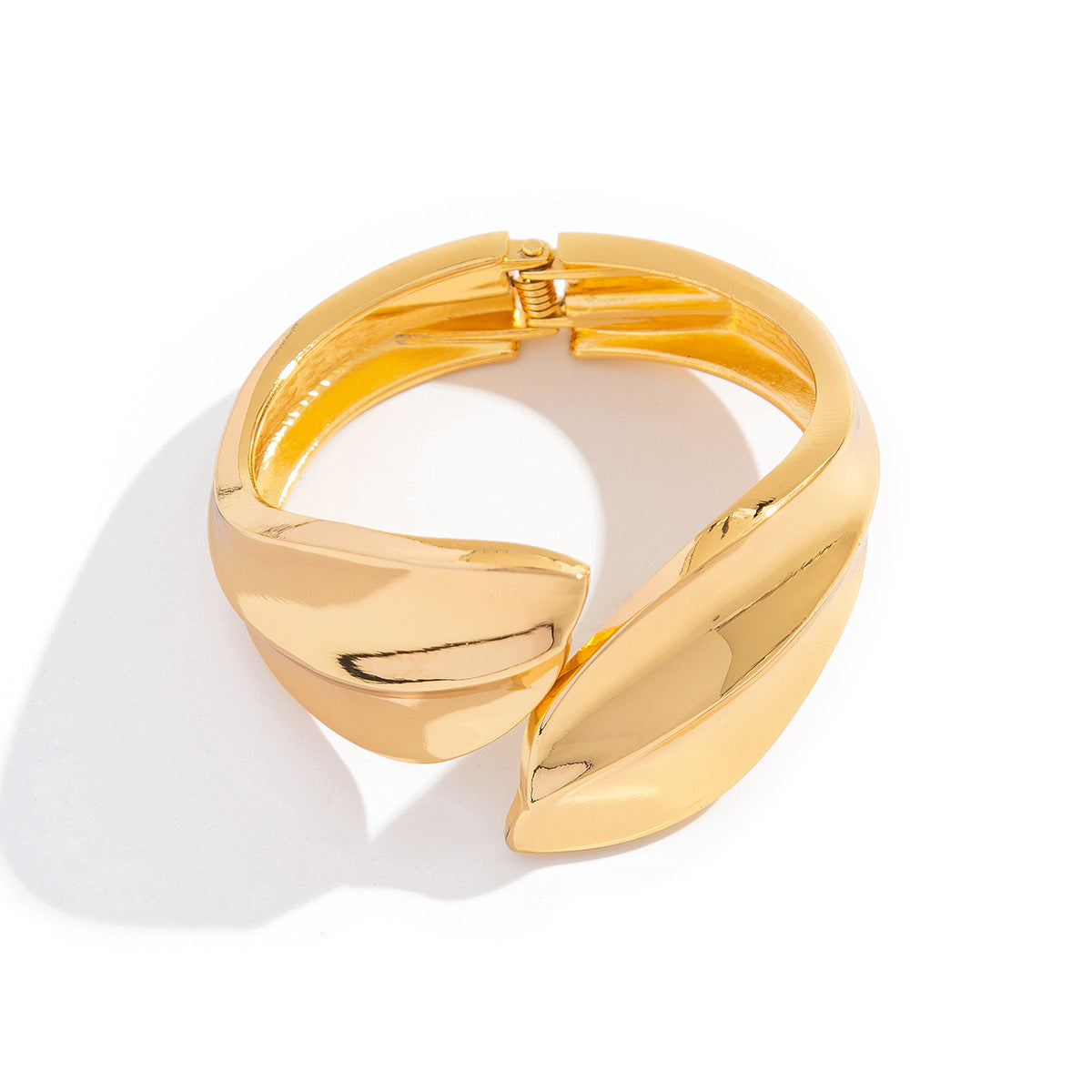 Stylish Leaf Pattern Bracelet Unique Open Cuff Bangle for Women