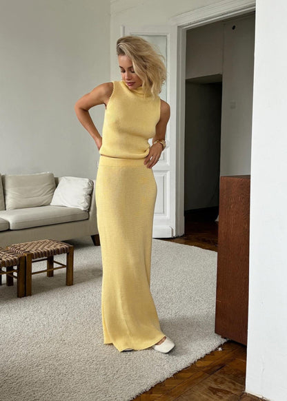 Knit Turtleneck Vest And Maxi Skirt Set In Stretch Fabric