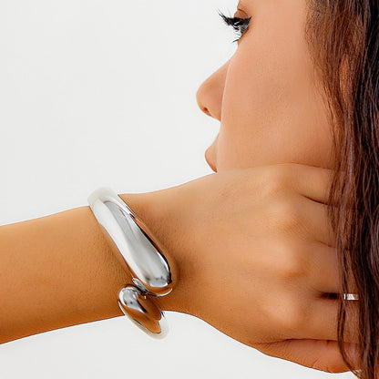 Trendy Geometric Metal Water Drop Bracelet