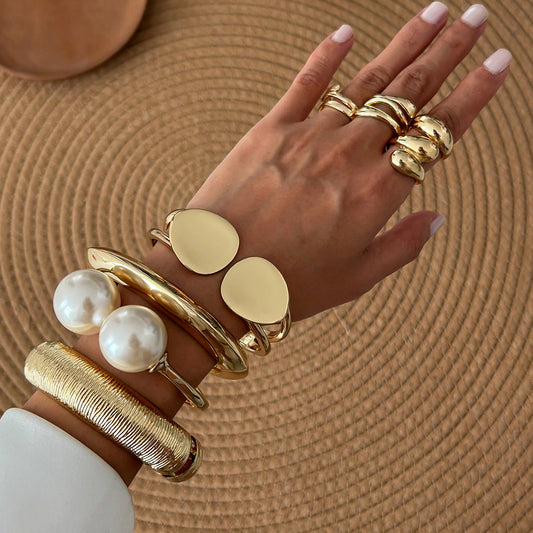 Exaggerated Large Pearl Open Cuff Bracelet Metallic Water Drop Spring Buckle Handband