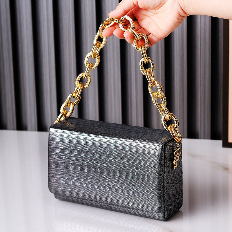 Chic Chain Shoulder Bag Stylish Small Tote