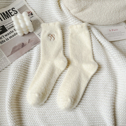 Winter Plush Solid Color Bow Embroidery Crew Socks