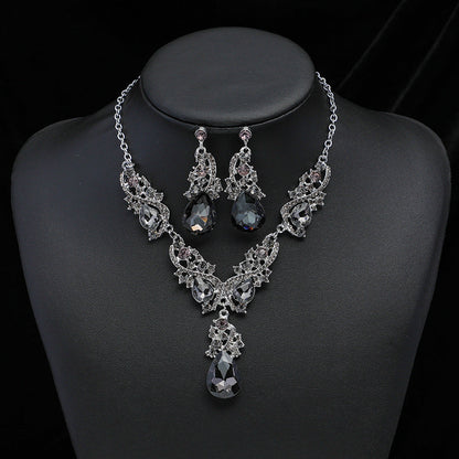 Exaggerated Vintage Necklace and Earring Set