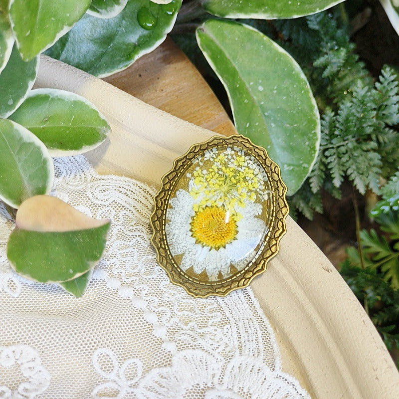 Floral Vintage Handmade Necklace with Resin Flower Pendant