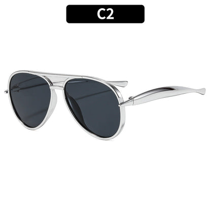 Trendy Oversized UV400 Sunglasses for Outdoor Activities