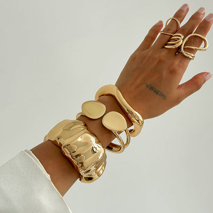 Vintage Irregular Pleated Metal Bracelet Set