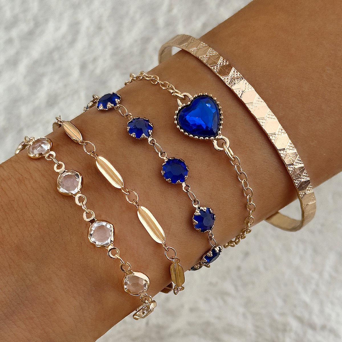 Vintage Geometric Twist Alloy Bracelet For Women