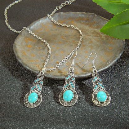 Turquoise Vintage Style Earrings Necklace Set