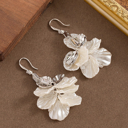 Elegant Floral Petal Earrings With Zirconia
