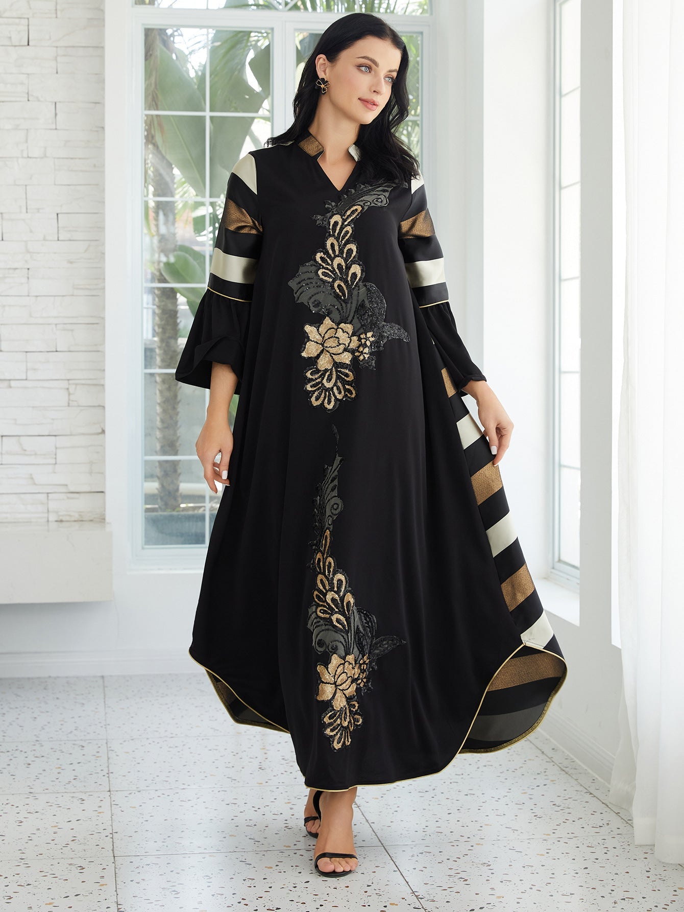 Elegant Black Muslim Abaya Maxi Dress with Ruffled Sleeves