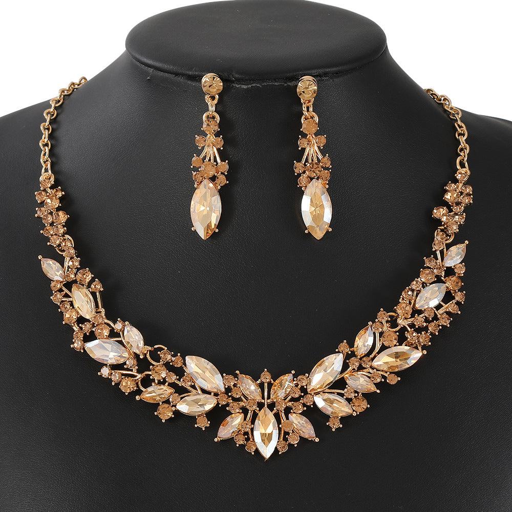 Fashion Crystal Necklace and Earrings Set for Brides
