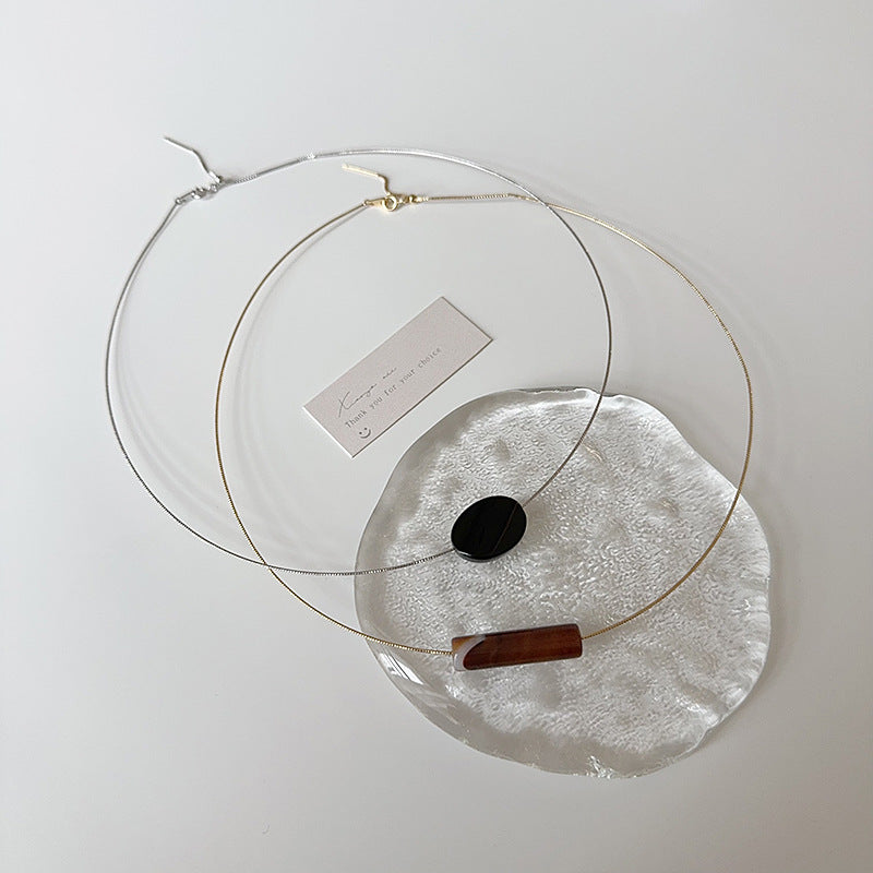 Minimalist Resin Pendant Chain Choker Necklace